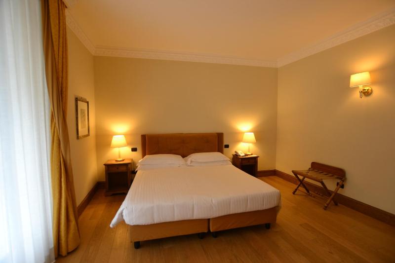Katane Palace Hotel - image 19