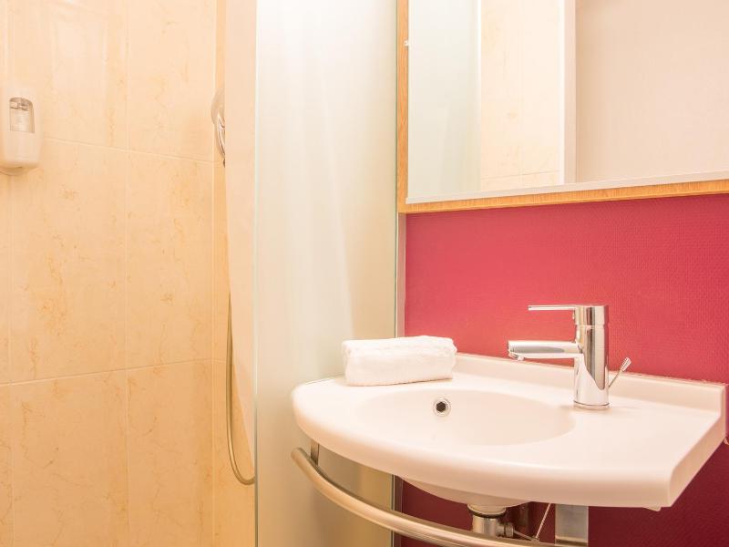 Double Room - Disability Access image 2