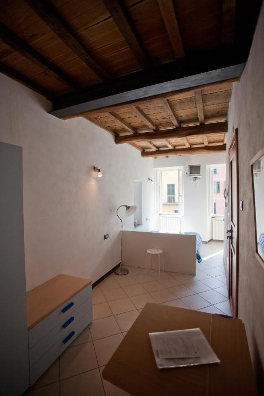 Classic Double Room with Sea View image 4