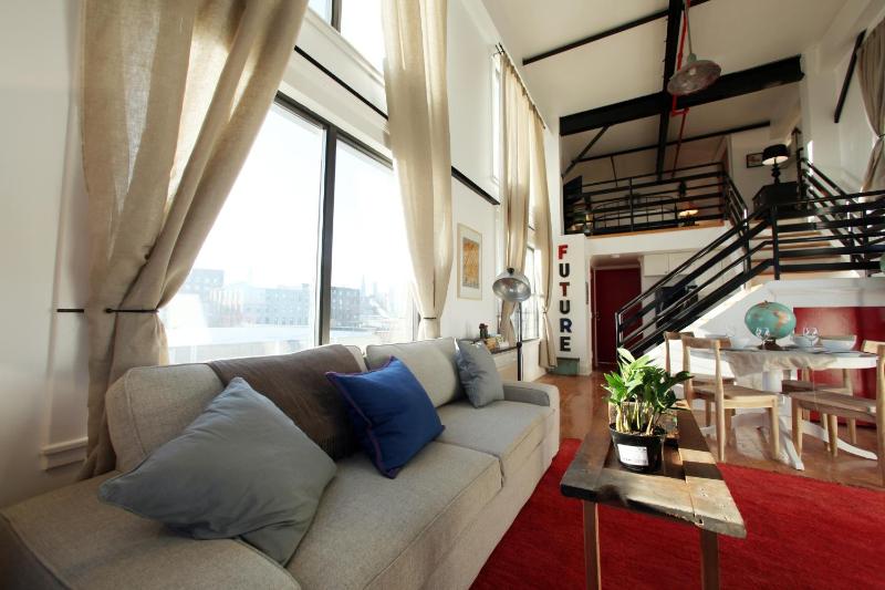 Duplex Loft with Terrace image 3