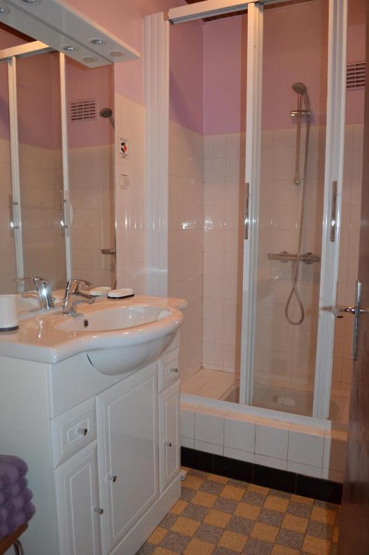 Two-Bedroom Apartment image 3