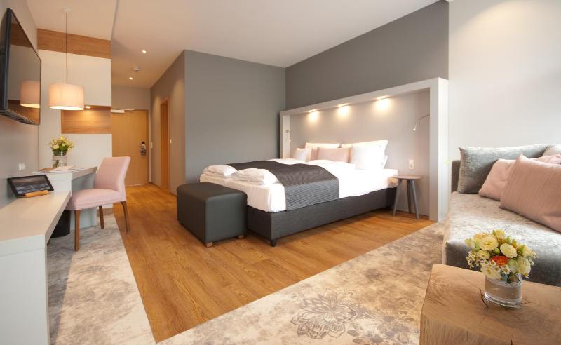 Double Room with Balcony or Terrace image 3
