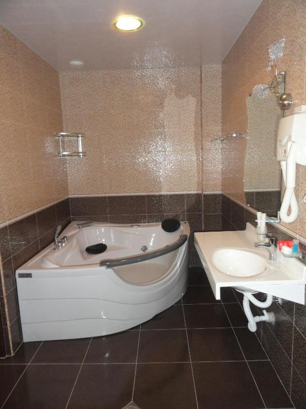Suite image 2
