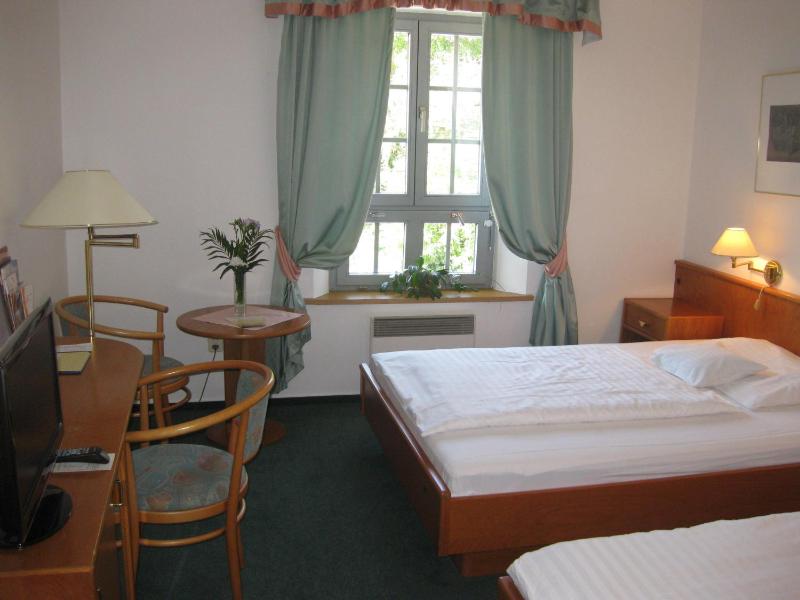 Triple Room image 3