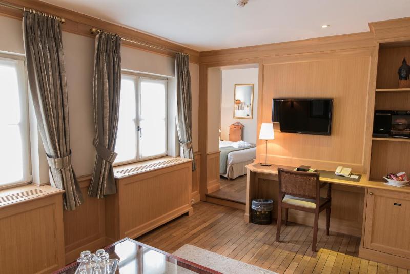 Junior Suite image 4