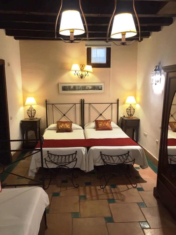 Casa del Capitel Nazarí - image 10