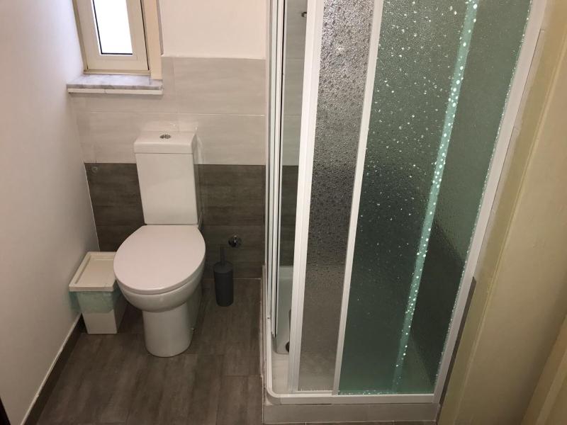 Triple Room with Private Bathroom image 4