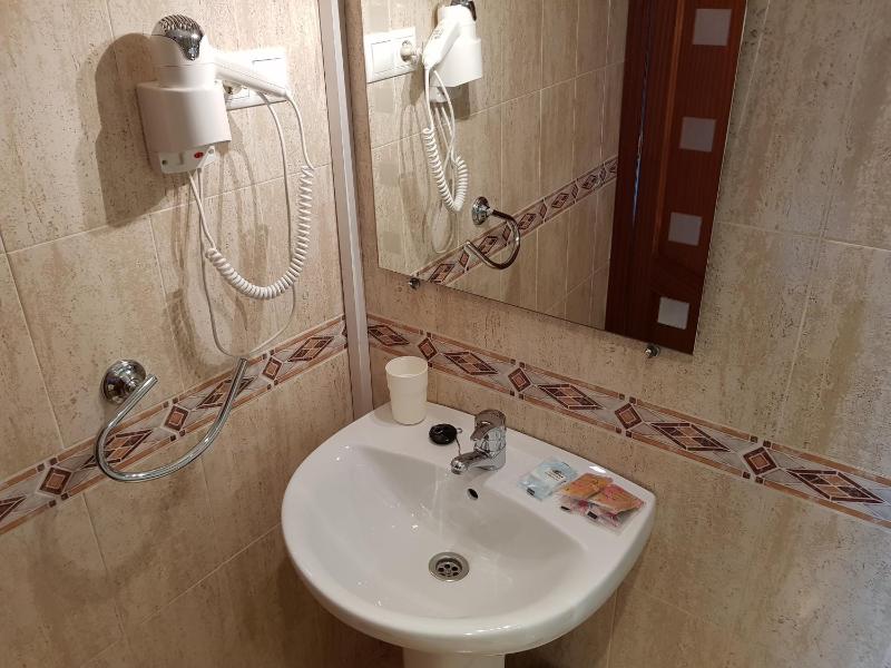Fan Flat Rosaleda - image 7