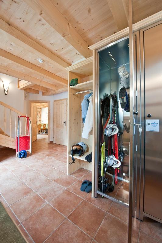 Chalet Deluxe with Private Sauna image 3