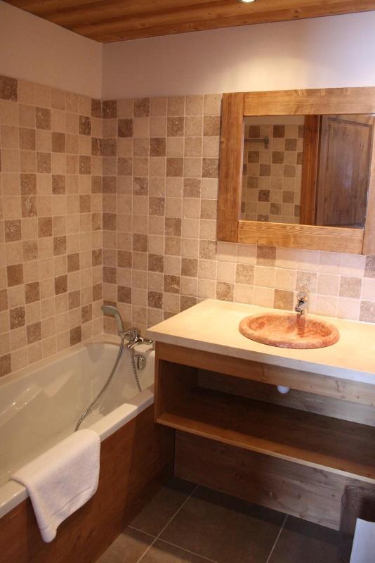 Two-Bedroom Apartment (4-6 Adults) image 2