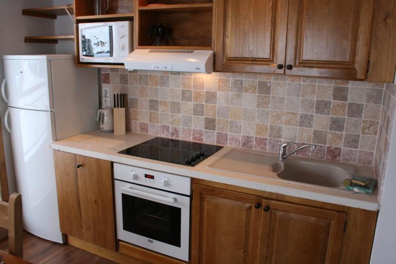 One-Bedroom Apartment with Cabin Comfort (4-6 Persons) image 4