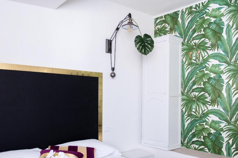 Economy Double Room image 4