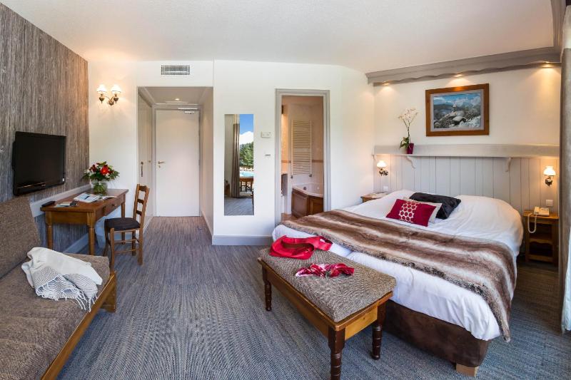 Superior Double Room image 1
