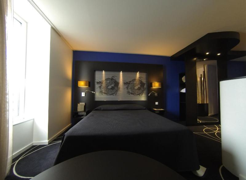 Privilege Double Room image 2