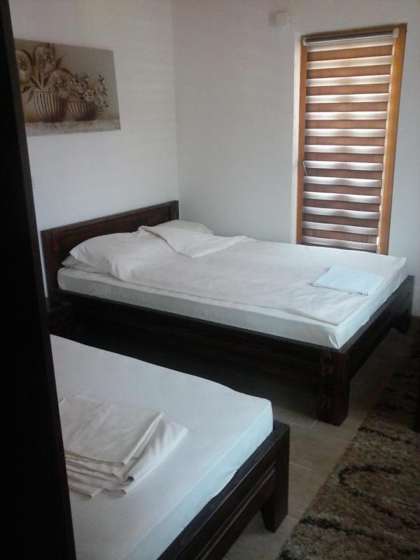 Small Double Room image 2