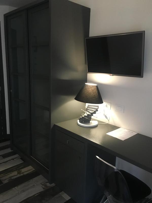 Deluxe Double or Twin Room with Sea View image 4