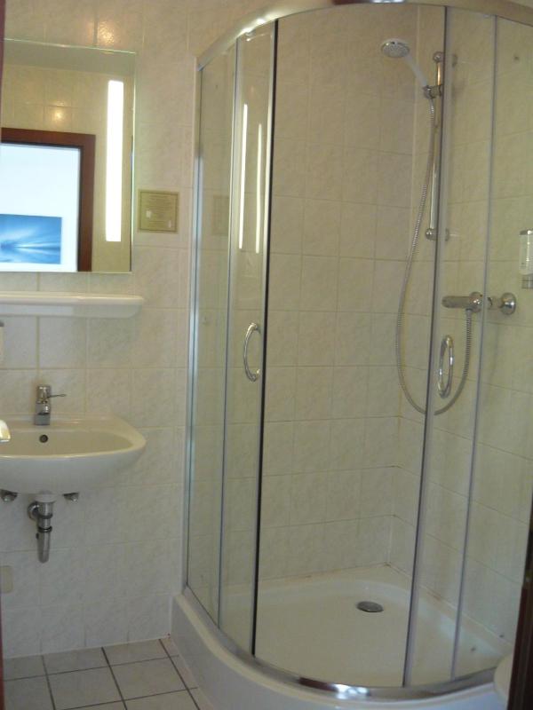 Single Room image 2
