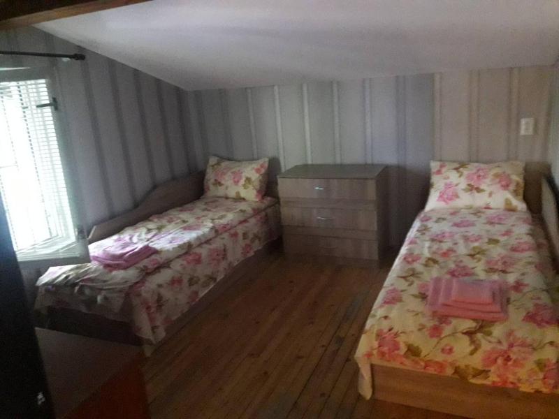 Standard Double or Twin Room image 3