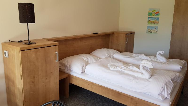 Double Room with Mountain View image 2