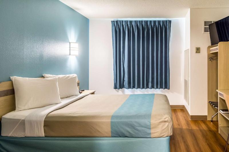 Motel 6-Lincoln City OR - image 33