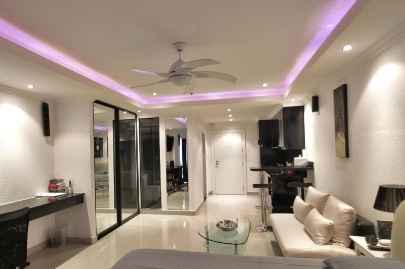 View Talay 6 Central Condo - image 35