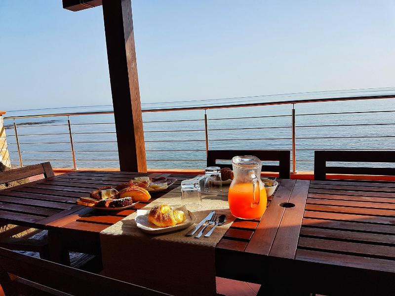 Brezza Marina Guesthouse - image 7