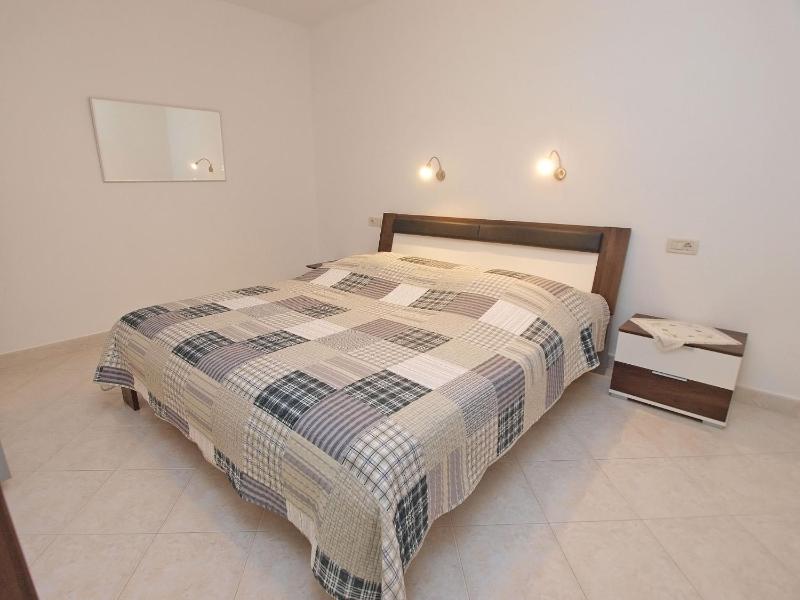Apartment image 2