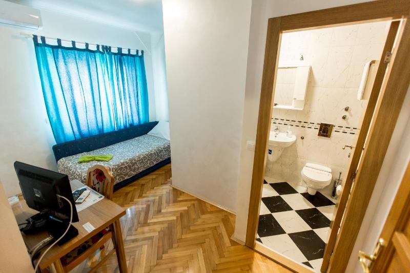 Apartmani Amaro - image 6