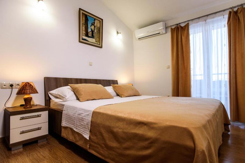 Apartment with Sea View image 4