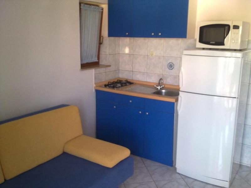 Comfort One-Bedroom Apartment with Balcony image 4