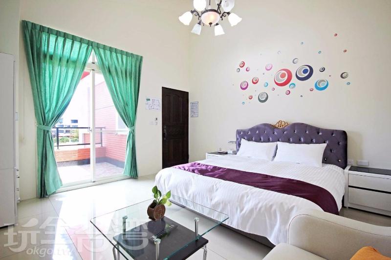 Deluxe Double Room image 1