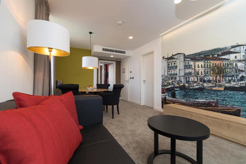 Boutique Hotel Esplanade - image 7