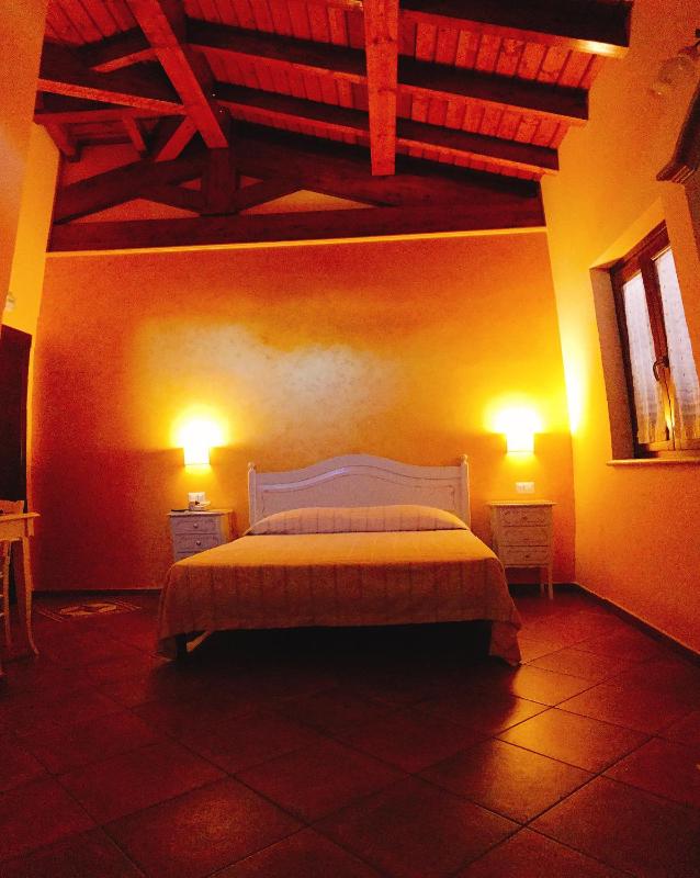Double Room with Terrace image 3