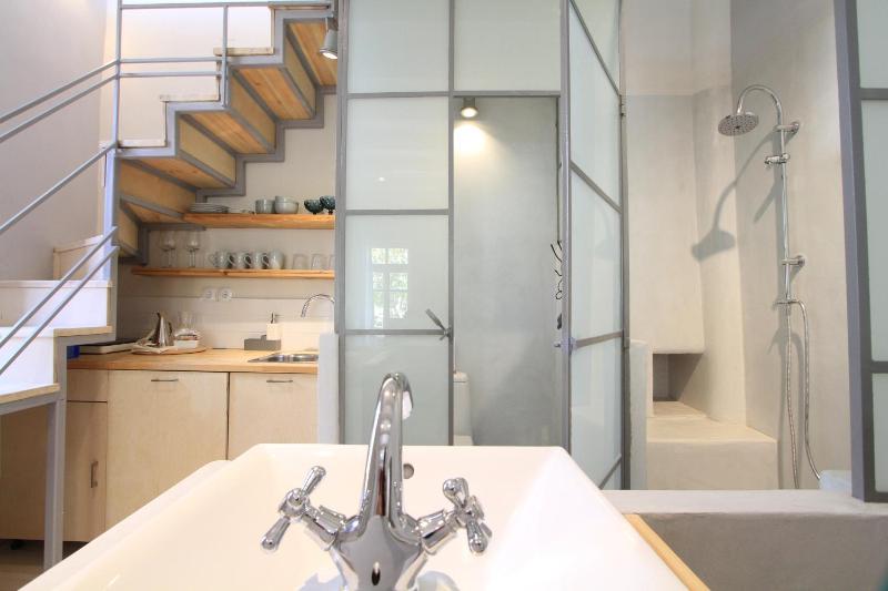Allegro - Top Floor Two Level Apartment Sea View image 3