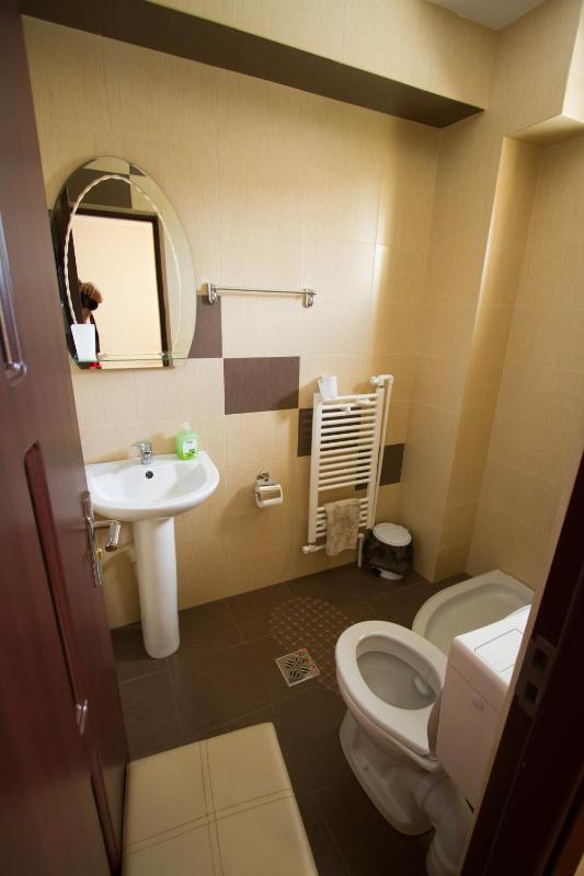 Triple Room with Private Bathroom image 1
