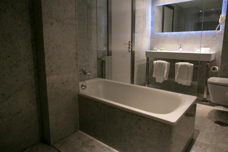 Suite image 4