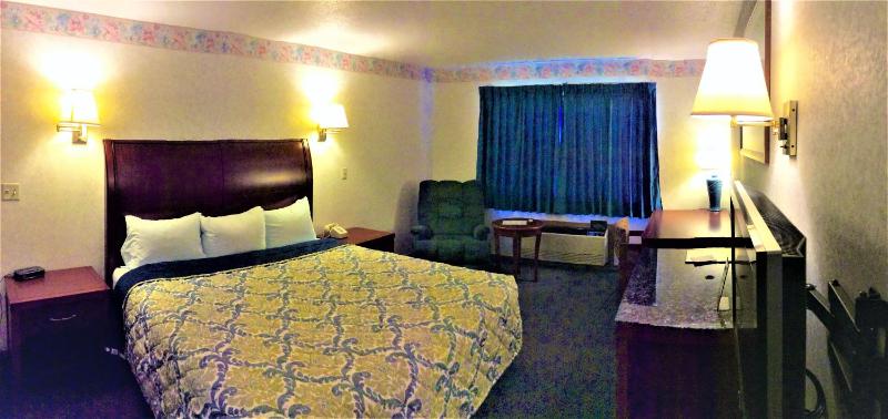 King Room image 2
