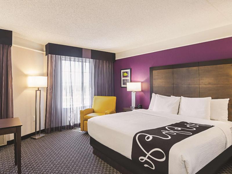 King Room - Disability Access image 1