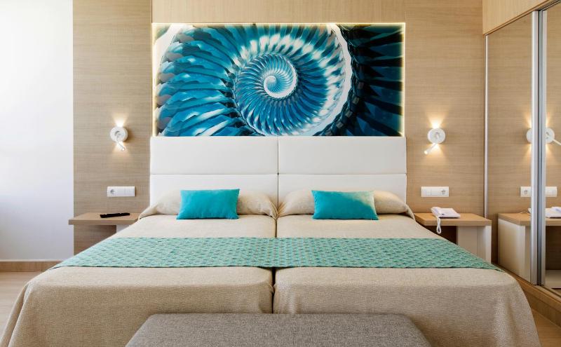 Junior Suite Sea View image 4