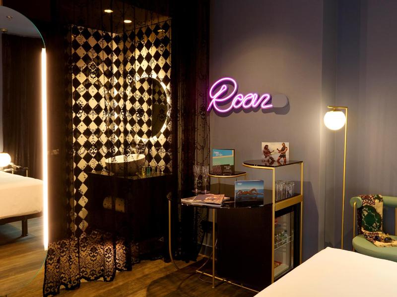 Superior Double Room image 4
