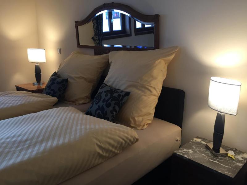Deluxe Double Room image 2