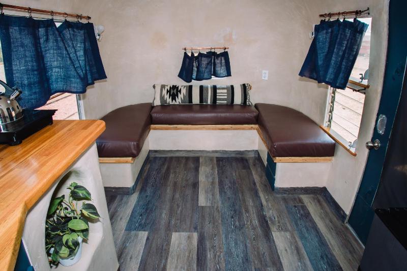 Apartment image 4