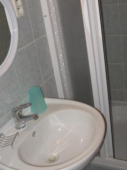 Triple Room image 4