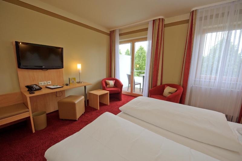 Double Room with Balcony Altmühlaue image 3