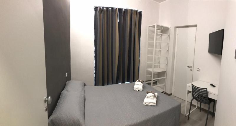 Economy Double Room image 3