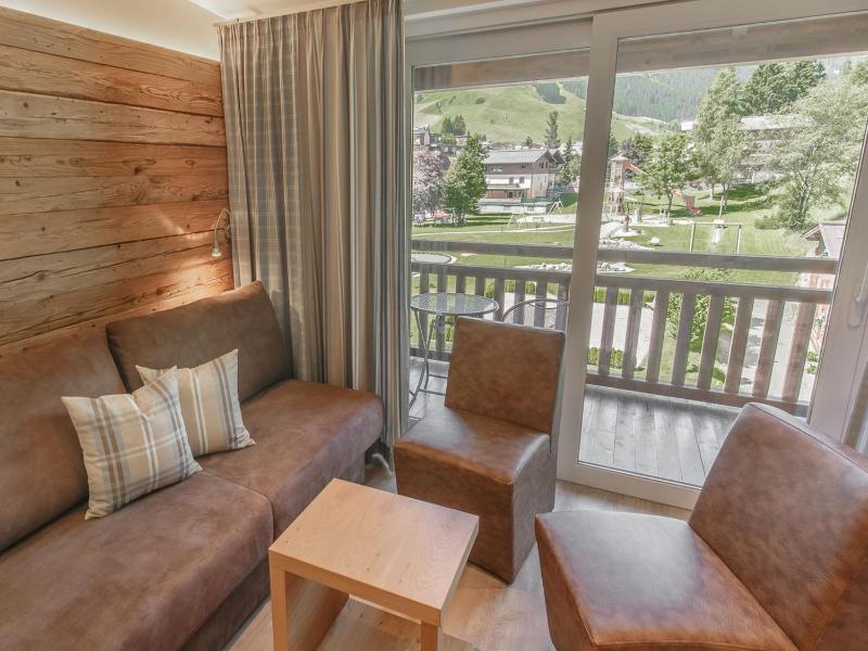 Superior Two-Bedroom Apartment image 4