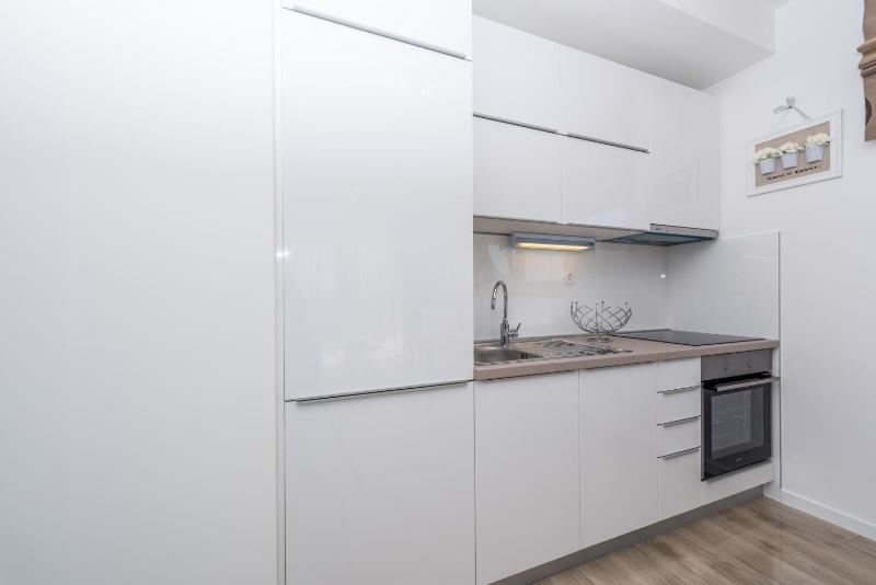 Apartments with pool Villa Zora - image 13
