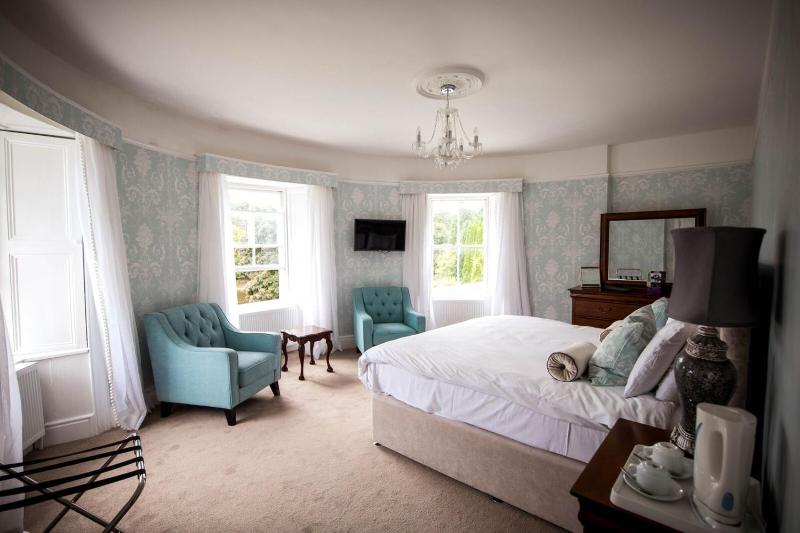 King Room image 2
