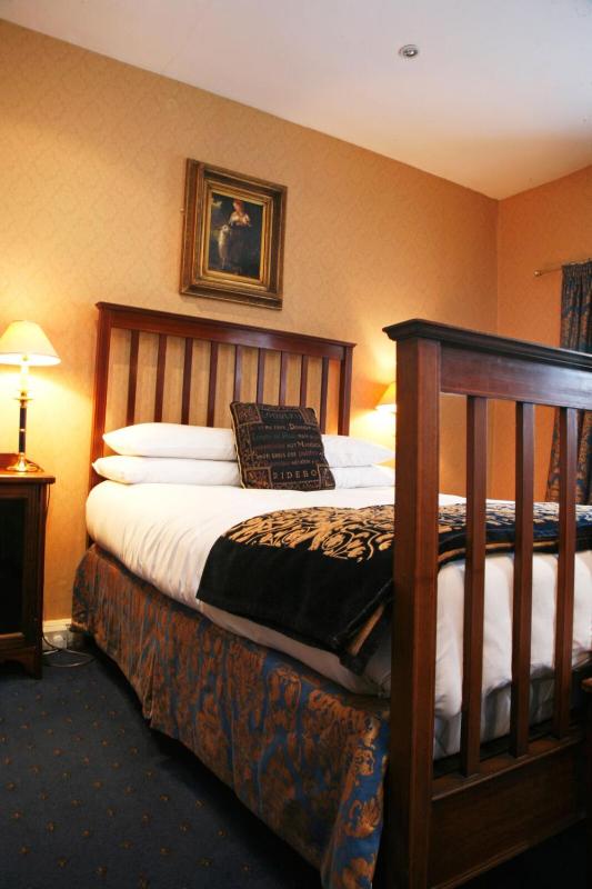Deluxe Double Room image 4