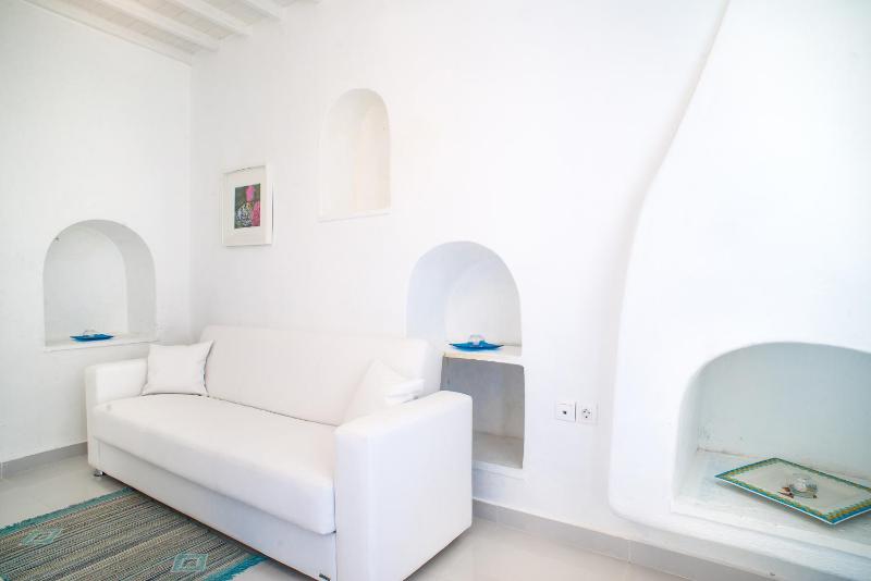 Chora House - image 2